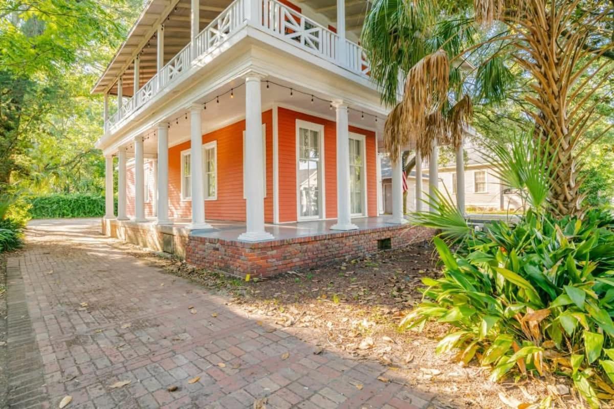 Pretty Peach Palace-Historic, Mins To Downtown モービル エクステリア 写真