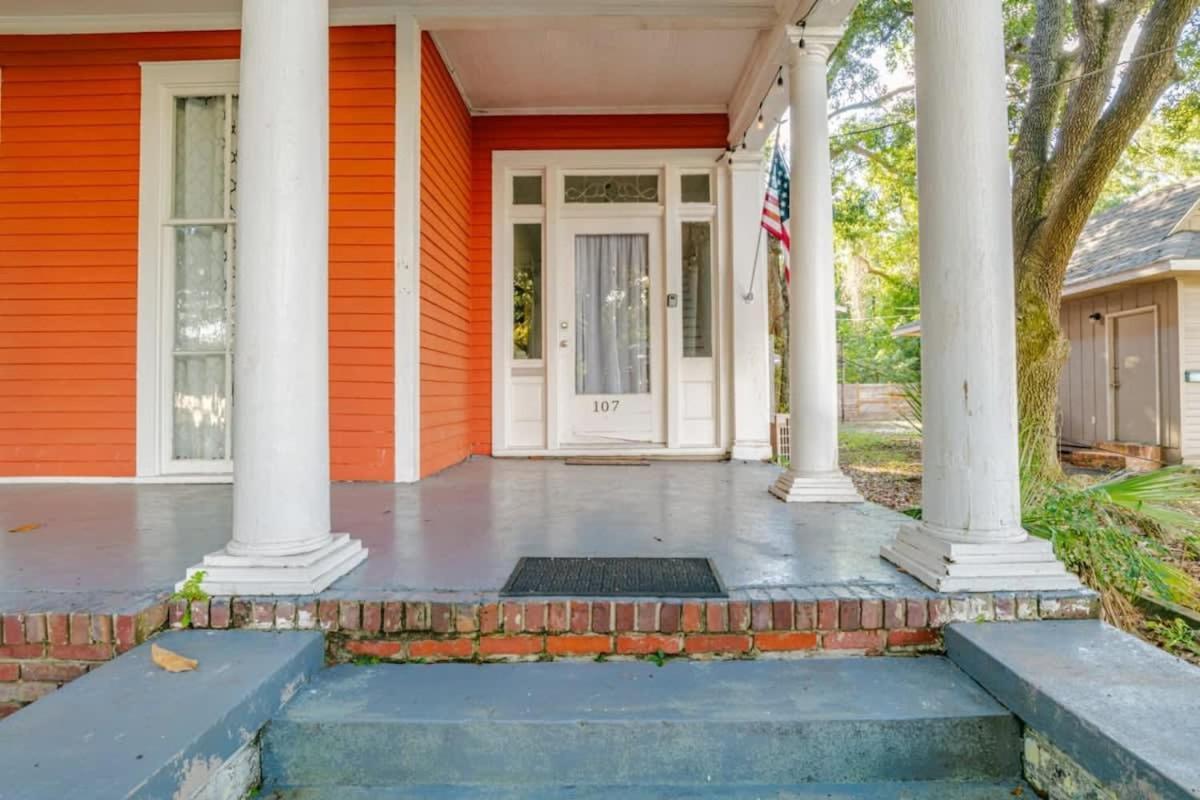 Pretty Peach Palace-Historic, Mins To Downtown モービル エクステリア 写真